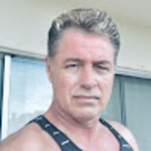 Meet your Posher, Victor